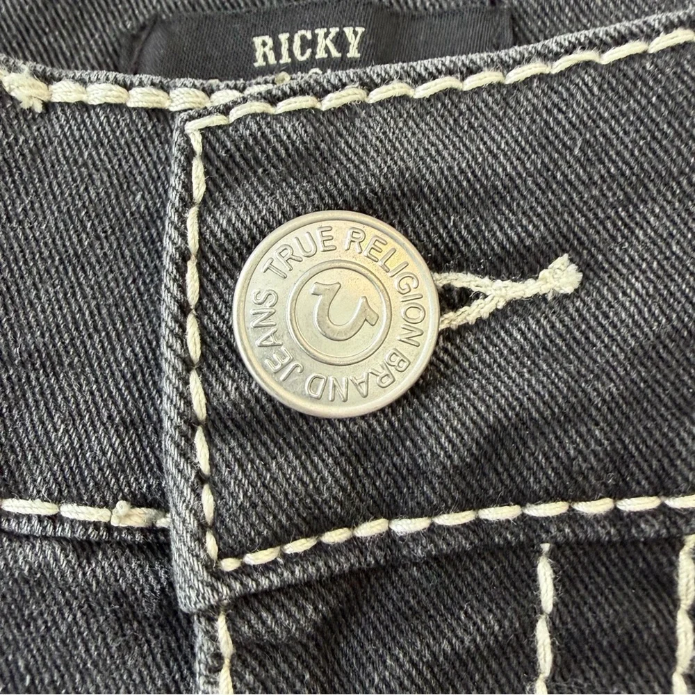 NWT Men's True Religion Grey Smoky Mist Jeans - Ricky, Relaxed Straight, W36 L34